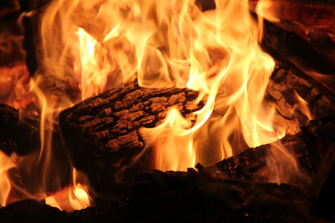 Expert Fireplace Cleaning in Chillum, MD Professional Fireplace Cleaning Services In Chillum Maryland